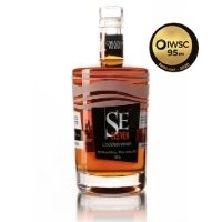 /img/cms/black-fox-blended-single-grains-canadian-whisky.jpg